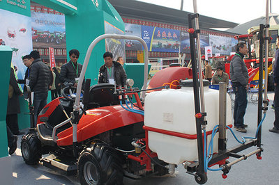 中農(nóng)博遠(yuǎn)攜全品類農(nóng)機(jī)亮相春季展，品質(zhì)保障獲市場高度認(rèn)可